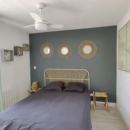 Cozy 55 M With Parking In Монпелье