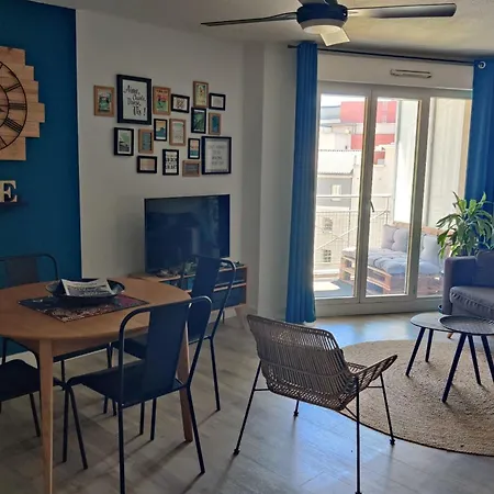 Feriehus Cozy 55 M With Parking In